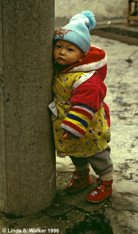 Dressed for the cold, Dazu, China