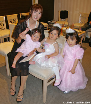 Children at the Eri and Koumei Suzuki wedding, Urayasu, Japan