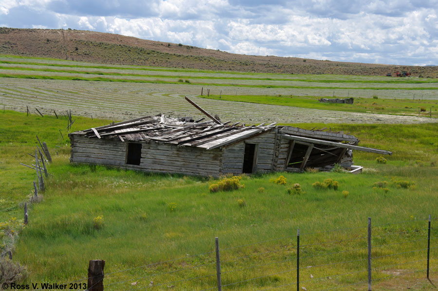 Log cabin, Piedmont, Wyoming, further deterioration