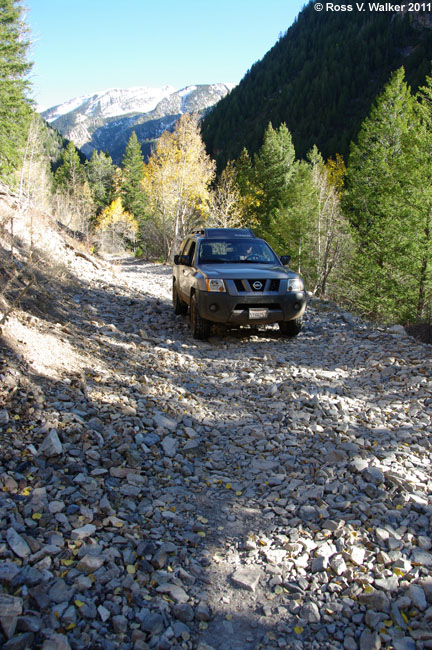 Nissan Xterra on one of the easy sections of the Crystal / Marble road