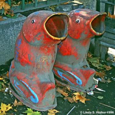 Fish garbage cans, China
