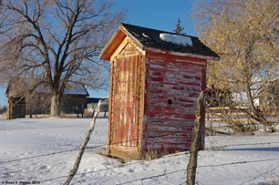 Fire hose house