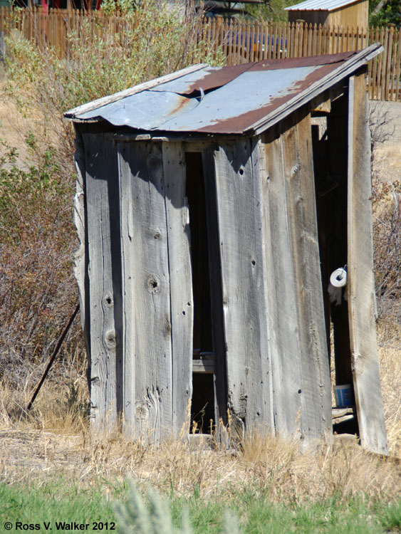 Airy privy, Tuscarora, Nevada