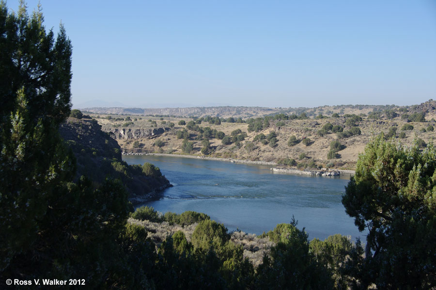 Snake River from the Massacre Rocks rest stop on I-86, Idaho