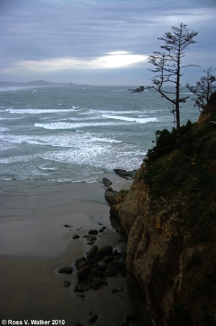 Punchbowl coast, Oregon