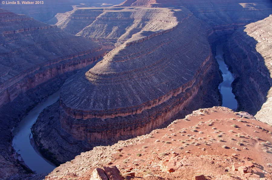 San Juan River winding through the canyon at Goosenecks State Park, Utah