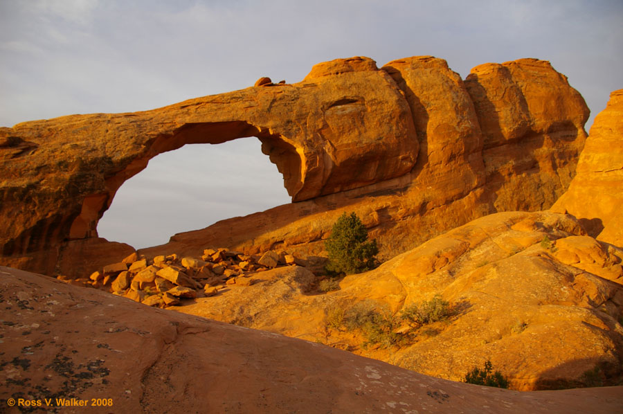 Skyline Arch, Arches National Park, Utah