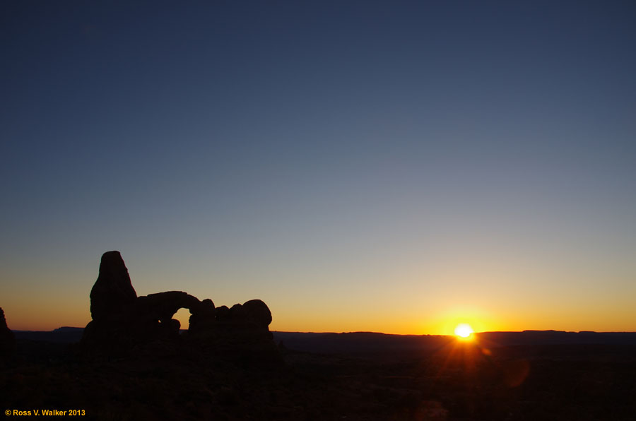 Turret Arch at sunset, Arches National Park, Utah
