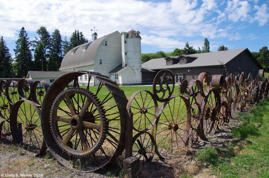 Dahmen barn and wheel fence, Uniontown, Washington