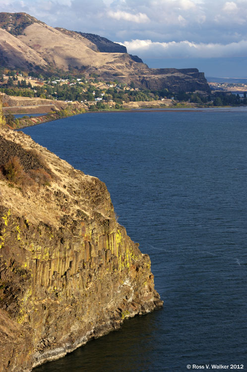 Columbia River at Rowena Gap near Lyle, Washington