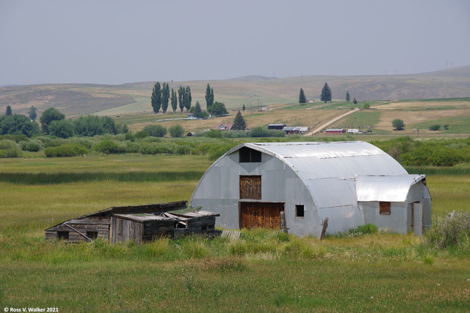 An unusual metal arch roof barn in Ovid, Idaho