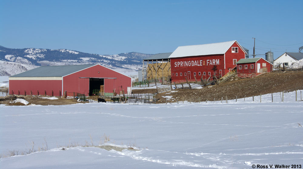 Springdale Farm gable roof bank barn, Georgetown, Idaho, 1916