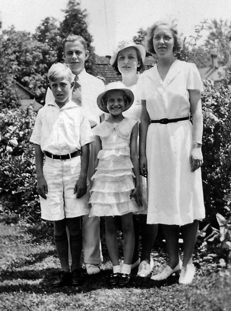 Shellington family, probably Brantford, Ontario