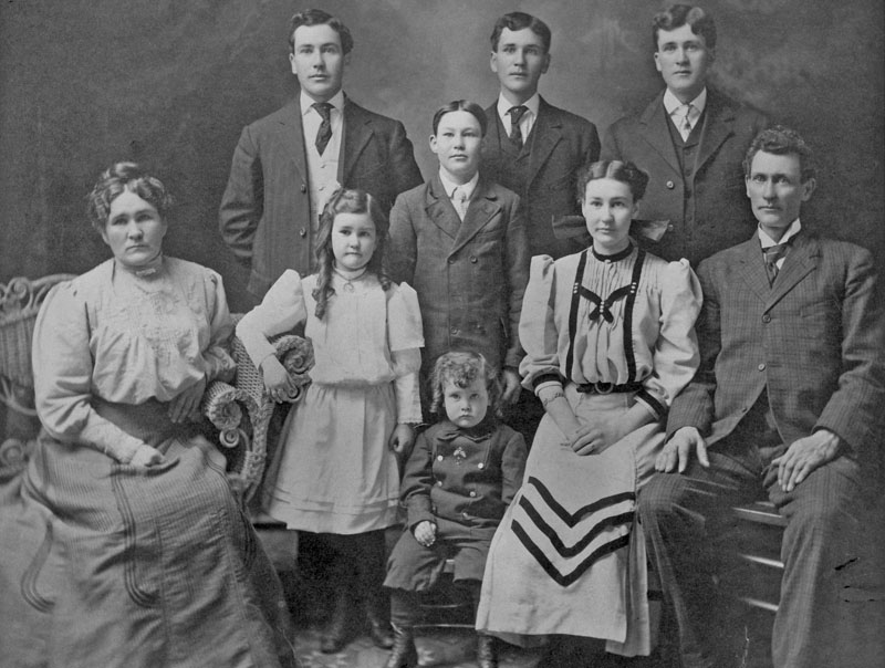 George Edward Sr. and Winnifred Rebecca Wright Stephens family.