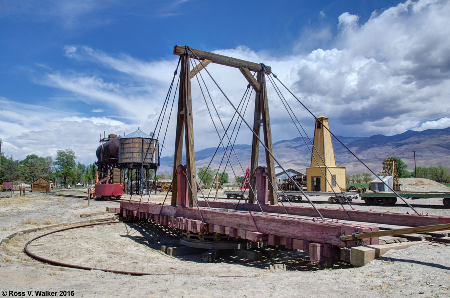 Railroad turntable, Laws, California