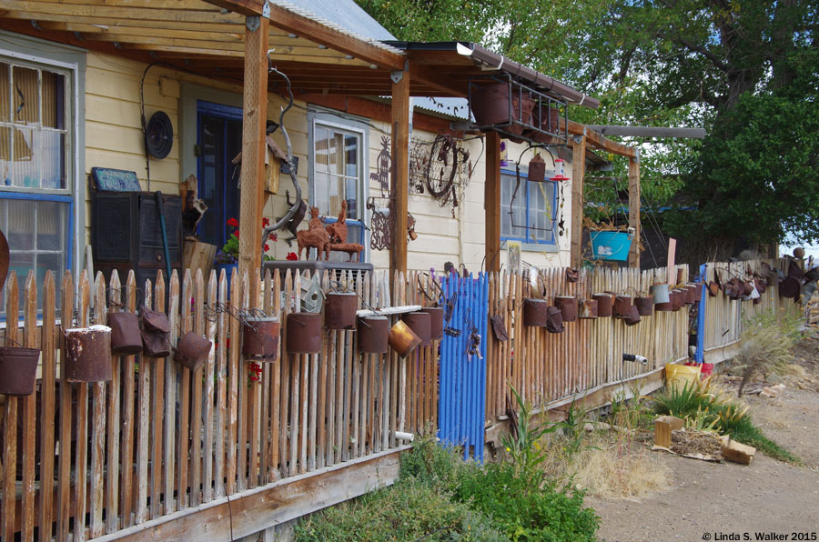 Tuscarora, Nevada paint can fence.