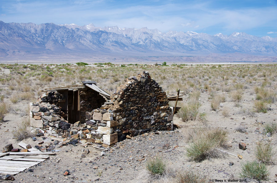 Swansea, California and the range of the eastern Sierra Nevada mountains