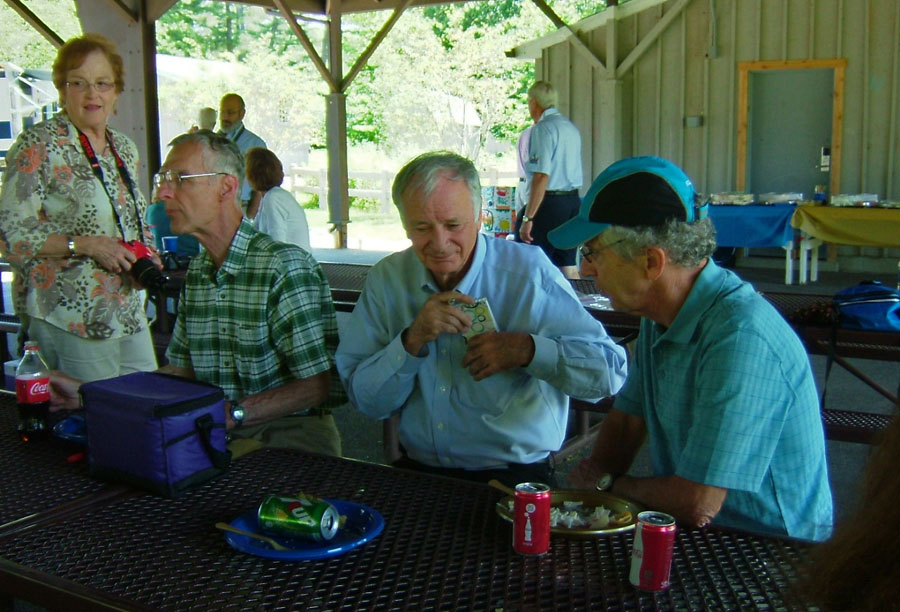 Newtown High School 50th class reunion picnic